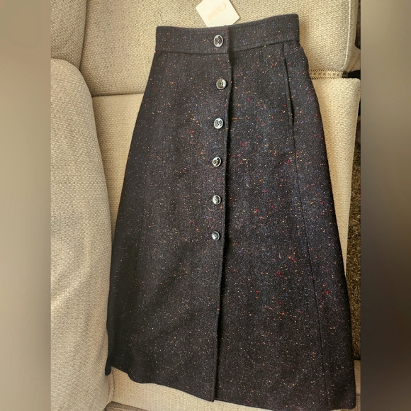Chloe A-Line Tweed Midi Skirt - Picture 10 of 11